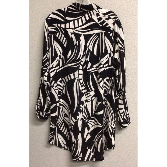 Tahari Shirt Womens Black White Print Linen Blend Button Up Blouse Top Sz Large - Picture 2 of 10
